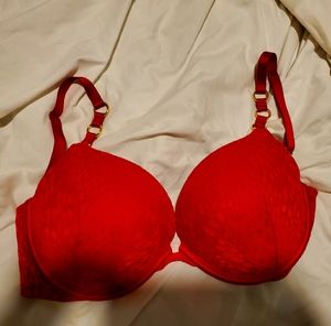Victoria Seceret pushup bra